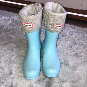 Hunter boots w/ knitted sock